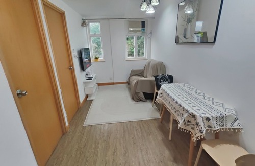 Tsim Sha Tsui Apartment | 40% off! New 2BR Kowloon Apartment.