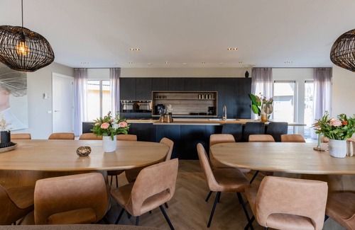 Wekerom House | 400 m² House ∙ 10 bedrooms ∙ 26 guests