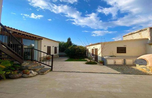 Politiko Villa | 400 m² Villa ∙ 5 bedrooms ∙ 10 guests