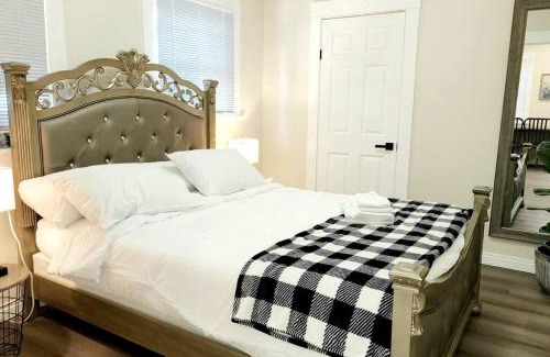 Pasadena Apartment | 41,Pasadena charming house Prime location King Bed !