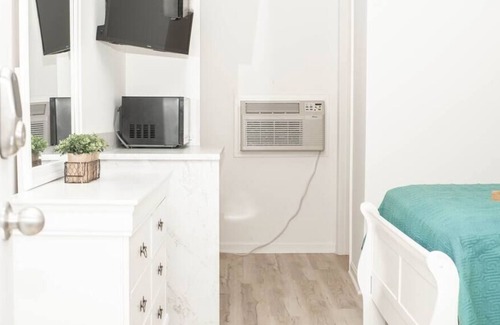 West Ocean City Resort | 42. Charming, loft at Quiet Sun resort with pool