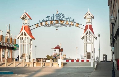 West Ocean City Resort | 42. Charming, loft at Quiet Sun resort with pool