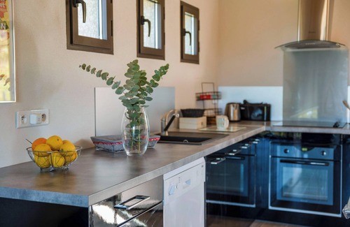 Sagone Apartment | 48 m2, 6 min walk to the beach!