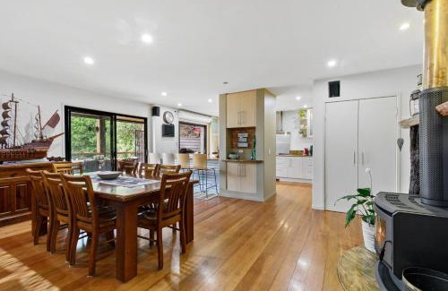 Point Lookout House | 48a Booran Street