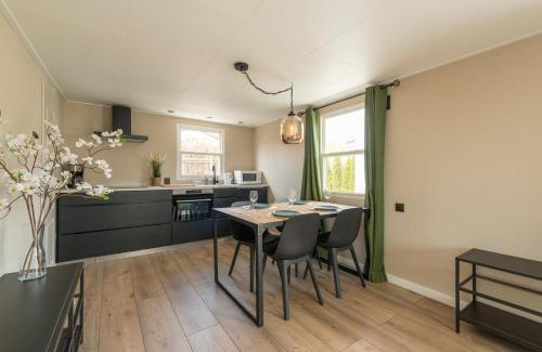 Oisterwijk Ski Chalet | 49, Efteling - Beekse Bergen - Dog Friendly