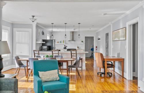 Birmingham House | 49th Terrace Haven