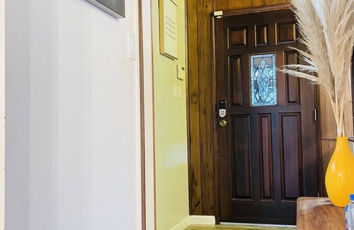 Walnut Creek House | 🛋4BD/2B Cheerful-Stylish w/ DISCOUNTED OPPORTUNITY 🏡🎇🌁🌉