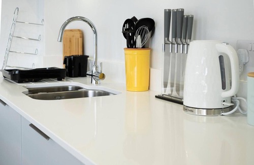 Mortehoe Apartment | 4br-8guests-balcony-beachview-pool-pets