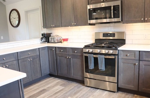 Highland House | 4BR Highland Home Near New Paltz, Wedding Venues & Hudson Valley