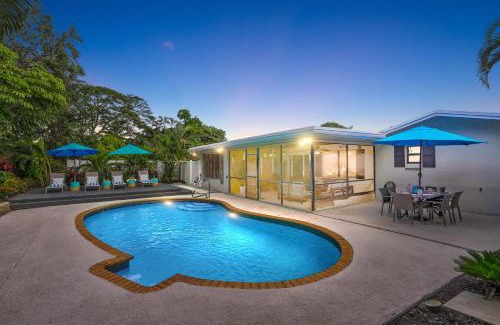 Hunt Club House | 4br Private Guest Suite Pool Pga Beaches