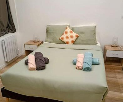 Roubaix Apartment | 4pers Wifi Netflix Prox Lille-métro-tram