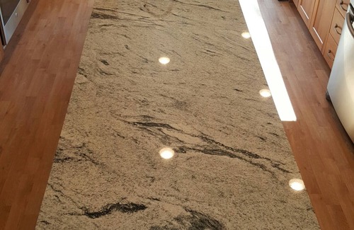 Donner Lake Woods Ski Chalet | 5,000 for 31 Continuous Nights Lease Only. Wedding & Honeymoon Combo