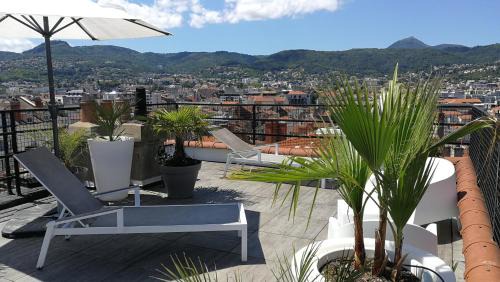 Clermont Ferrand City Centre Bed & Breakfast | 5&5 Rooftop