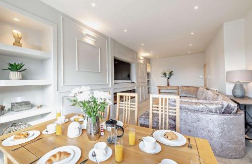 Aberdovey House | 5 Bed in Aberdovey 93603