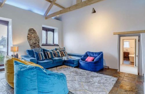 Looe House | 5 Bed in Looe 86136