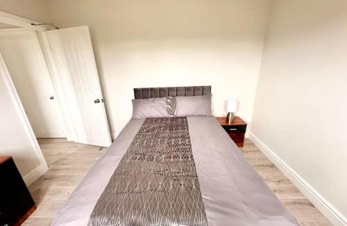 Lee Apartment | 5 bed property in SE12