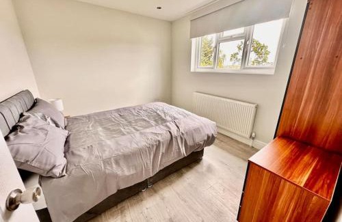 Lee Apartment | 5 bed property in SE12