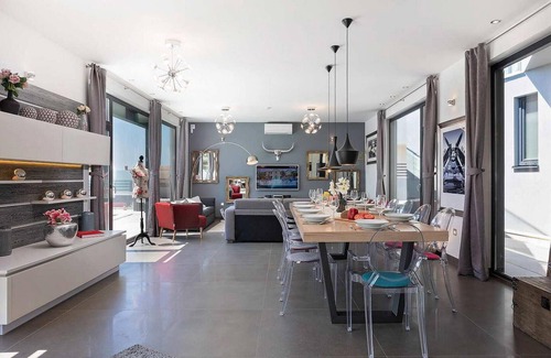 Labinci House | 5 bedroom accommodation in Kastelir-Labinci