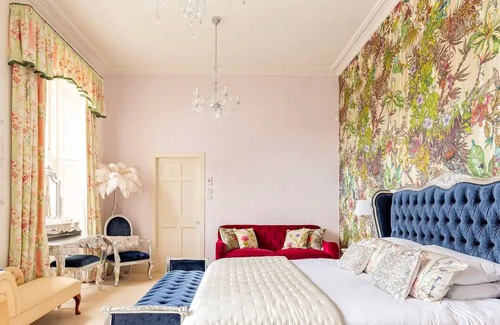 Kirkmichael Cottage | 5 bedroom accommodation in Maybole