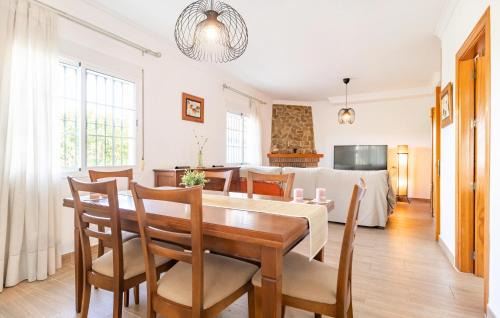 Rio Velez House | 5 Bedroom Gorgeous Home In Trapiche