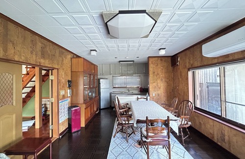 Hannan House | 5 bedroom private vacation home in ?