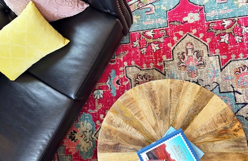 Washington Square West Apartment | 5 Beds 1 King 4 Queen-Size Beds Beautiful Spacious 1 Bedroom 1 Bath Apartment