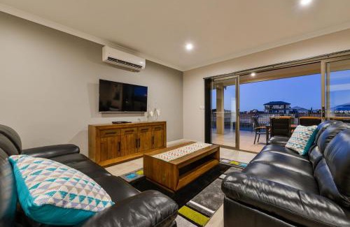 Exmouth House | 5 Kestrel Place