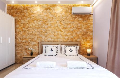Rhodes Apartment | 5- Luxury suite for 4 in the most central part of Rhodes!