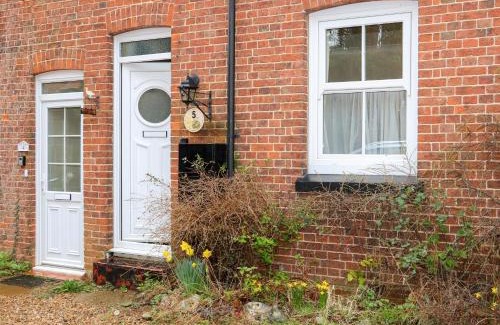 East Runton House | 5 Melinda Cottages