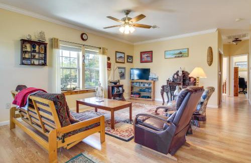 Shoreline Park House | 5 Mi to Beach and Pier Bay St Louis Home on Canal