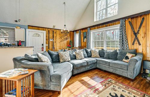 Cana House | 5 Mi to Blue Ridge Parkway Mountain Cabin in Cana