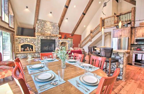 Crescent House | 5 Mi to Crescent Lake Dog-Friendly Oregon Getaway
