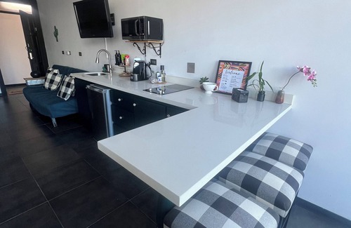 Agonia Apartment | 5 min from SJO Airport Poas Volcano Alsacia Alajuela down town nCozy comfy A/C