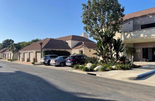 Port Hueneme Condo | 5 min walk to beach Beach House 2bed 2 bath