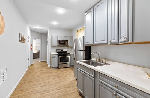 Utica Apartment | 5 Min WYNN Hospital,3 Min Nexus Center,2 Min Downtown Utica NY, near Ilion NY,2