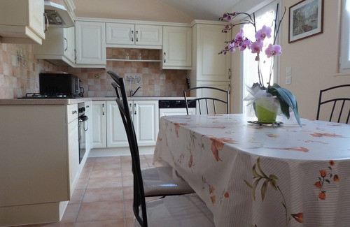 Lezardrieux House | 5 MINS FROM PAIMPOL BREHAT, 40 MINS FROM COTE DE GRANIT ROSE. 2 TO 12 ADULTS