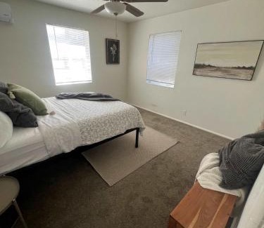 Bountiful Apartment | 5 Mins off i15 City Park PickleBall Courts