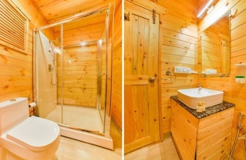 Morjim Cottage | 5 mins walk from the beach