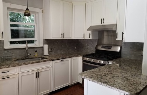 Charleston Cottage | 5 minutes to downtown, short drive to beach