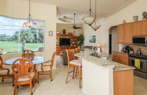 Long Meadow Villa | 5 Star Condo on Charlotte Harbor, Charlotte County Condo 1007