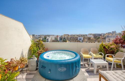 Msida Apartment | 5 Star Delux Sky-Sea Marina Penthouse - Stunning SeaViews and Prime Location