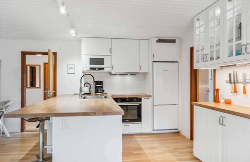 Lyngsbæk Strand House | 5 star holiday home in Ebeltoft