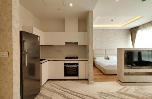Bengaluru Apartment | 5 Star Lavish Flat in Leela Residence