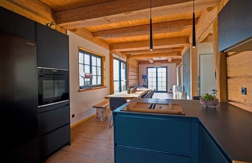 Grobern Ski Chalet | 5-star luxury log cabin at the Gröbern lakeside resort