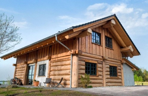 Grobern Ski Chalet | 5-star luxury log cabin at the Gröbern lakeside resort