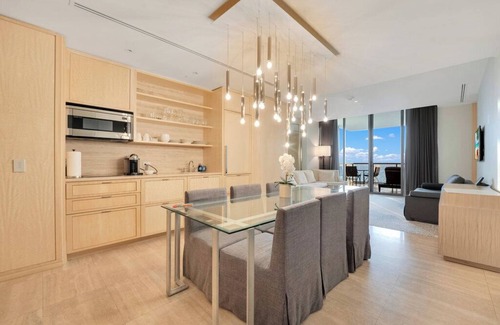 Bal Harbour Condo | 5 Star Oceanfront Luxury Condo at St. Regis Bal Harbour Resort