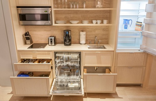 Bal Harbour Hotel | 5 Star★Ocean Front 1478 Sq Ft Plus two large balconies Apartment sleeps 4-5