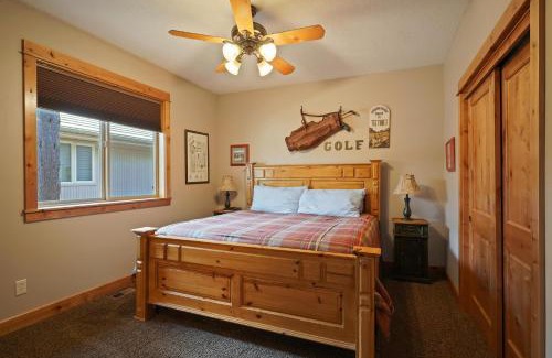 Sunriver House | 5 Vine Maple