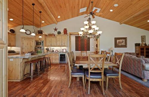 Sunriver House | 5 Vine Maple