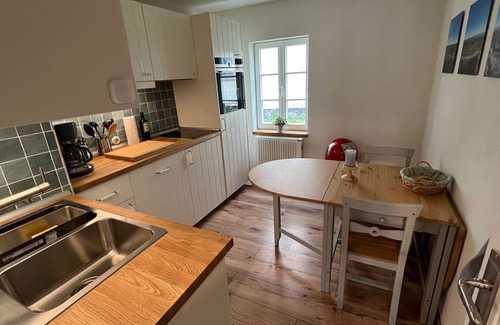 Harleshausen Apartment | 50 sqm vacation apartment on the edge of nature